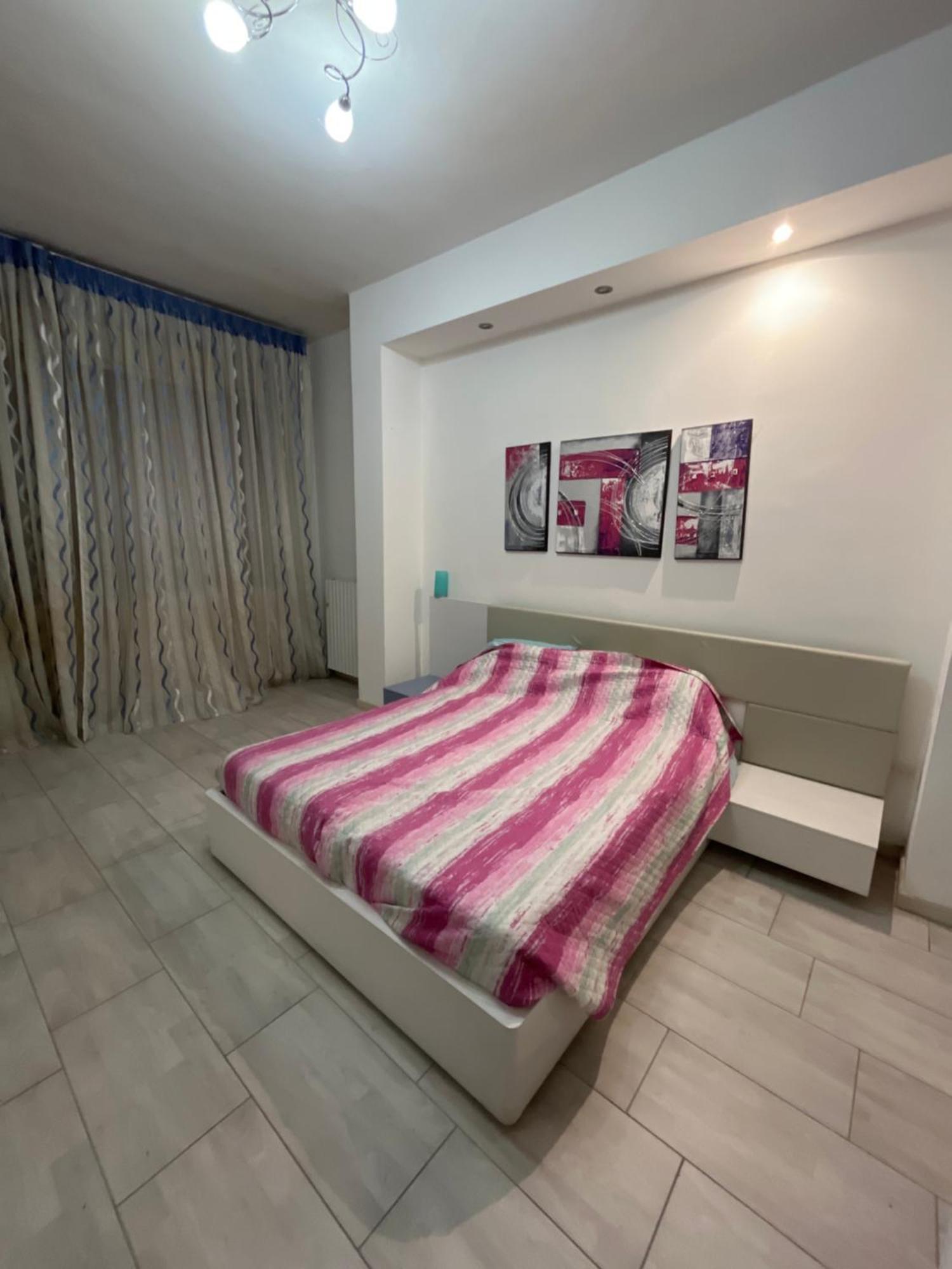 Home Manzoni Bari Bagian luar foto