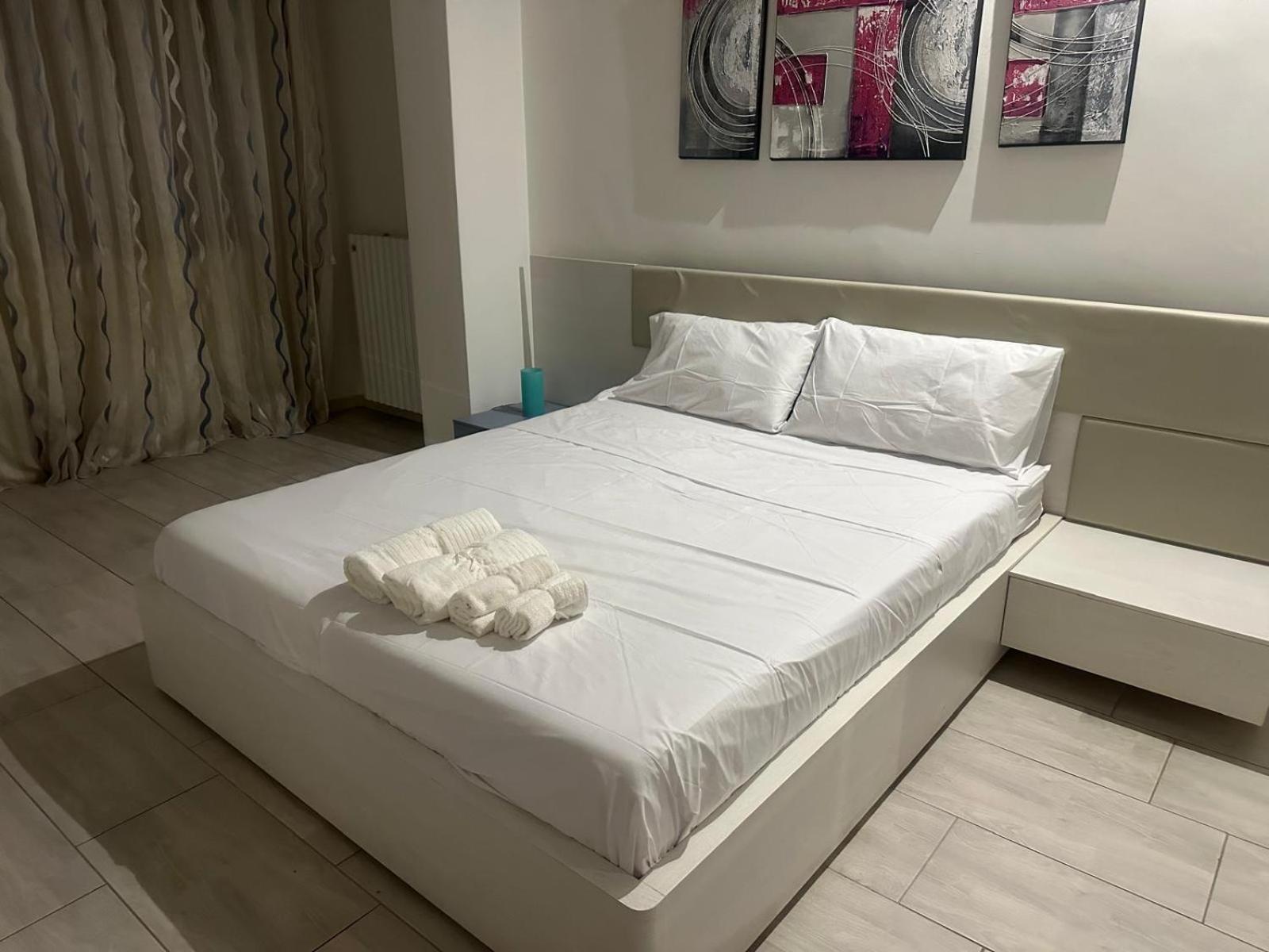 Home Manzoni Bari Bagian luar foto